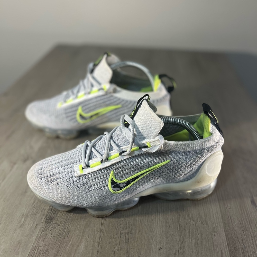 Nike Air VaporMax 2021 Flyknit 7 Athletic Running Shoes